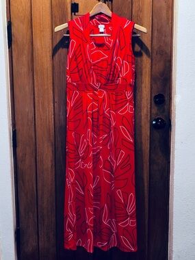 Chico’s Travelers Red Sleeveless V-Neck Maxi Dress with Abstract Leaf Print